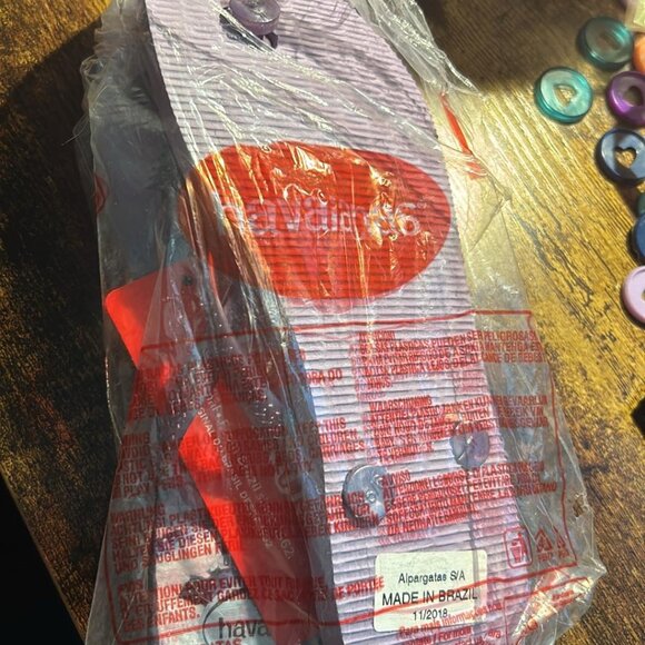 Havaianas Flip Flops USA 6, EUR 37/38 - Lavender w/flowers - NEW W/tag - Picture 4 of 4